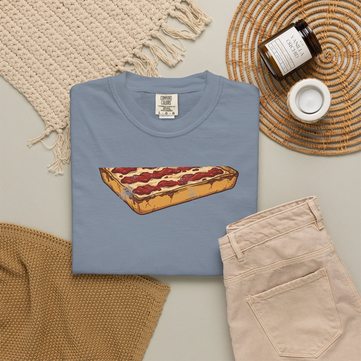 Detroit Style Pizza Retro Food Illustration T-Shirt