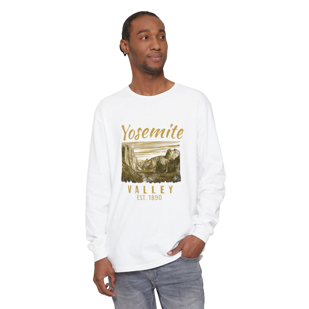Yosemite Valley Est 1890 Granite Cliffs Engraving Long Sleeve Tee