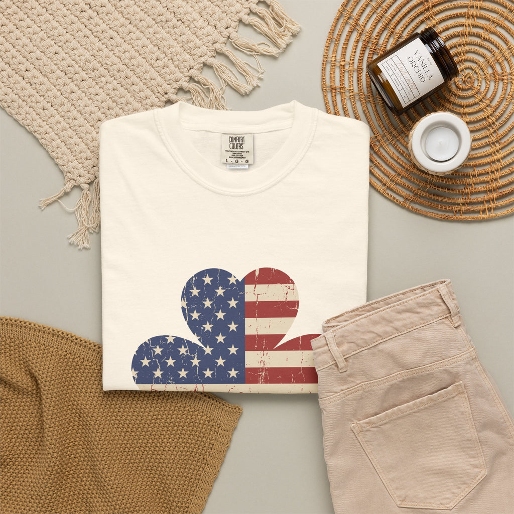 Irish American Flag Shamrock Distressed Vintage T-Shirt