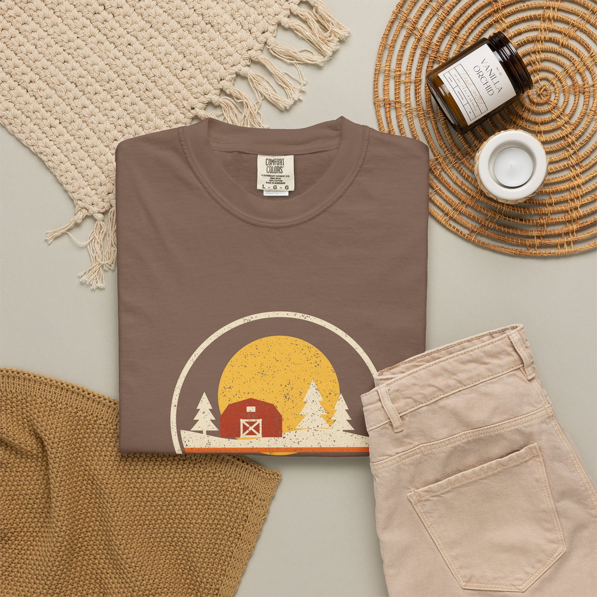 Harvest Moon Over New Hampshire Retro Badge T-Shirt