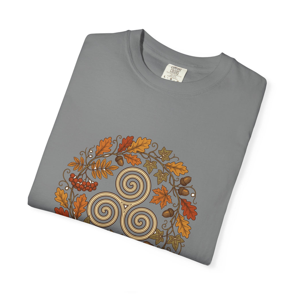 Celtic Autumn Spiral Leaf Wreath T-Shirt
