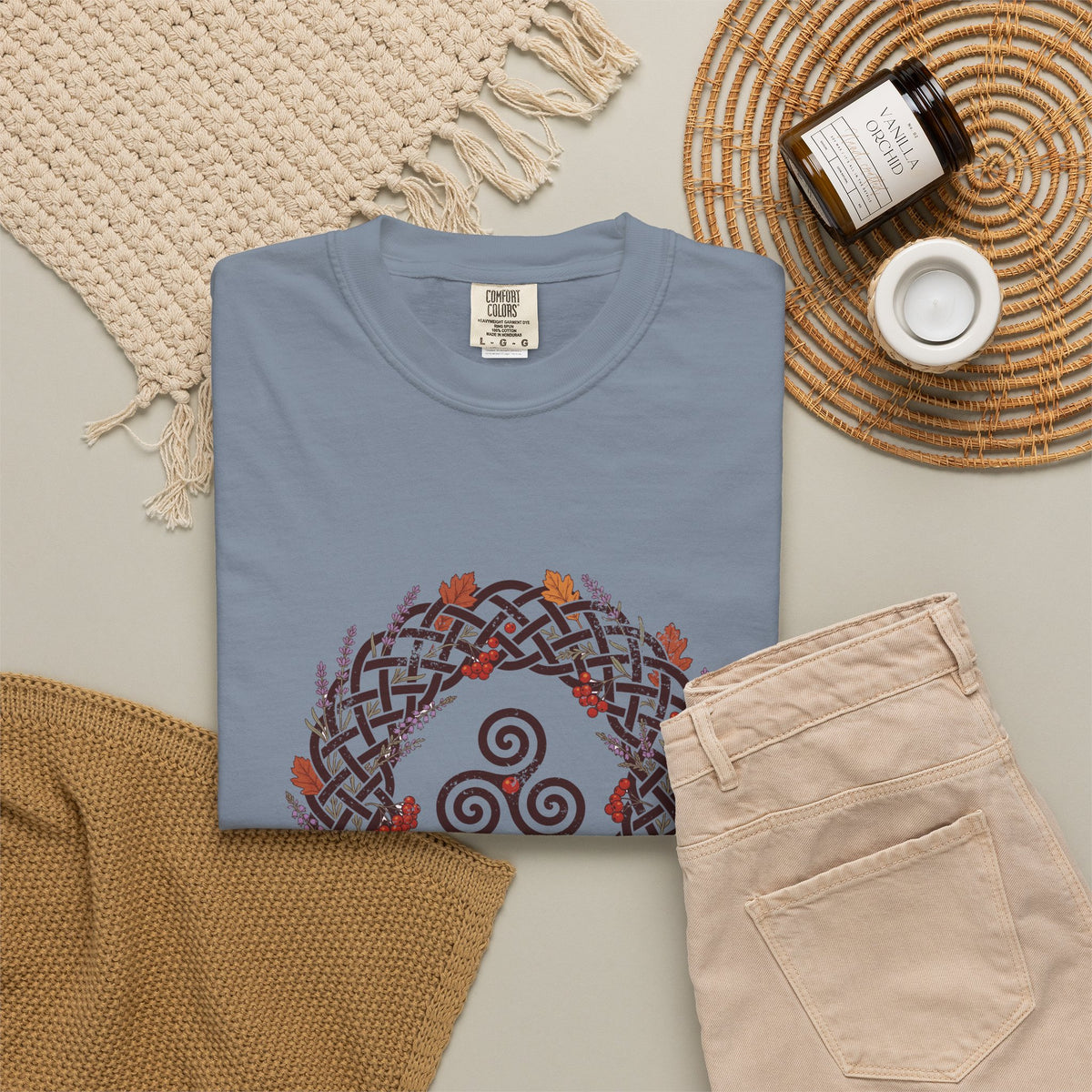 Fómhar Celtic Triskele Autumn Wreath T-Shirt