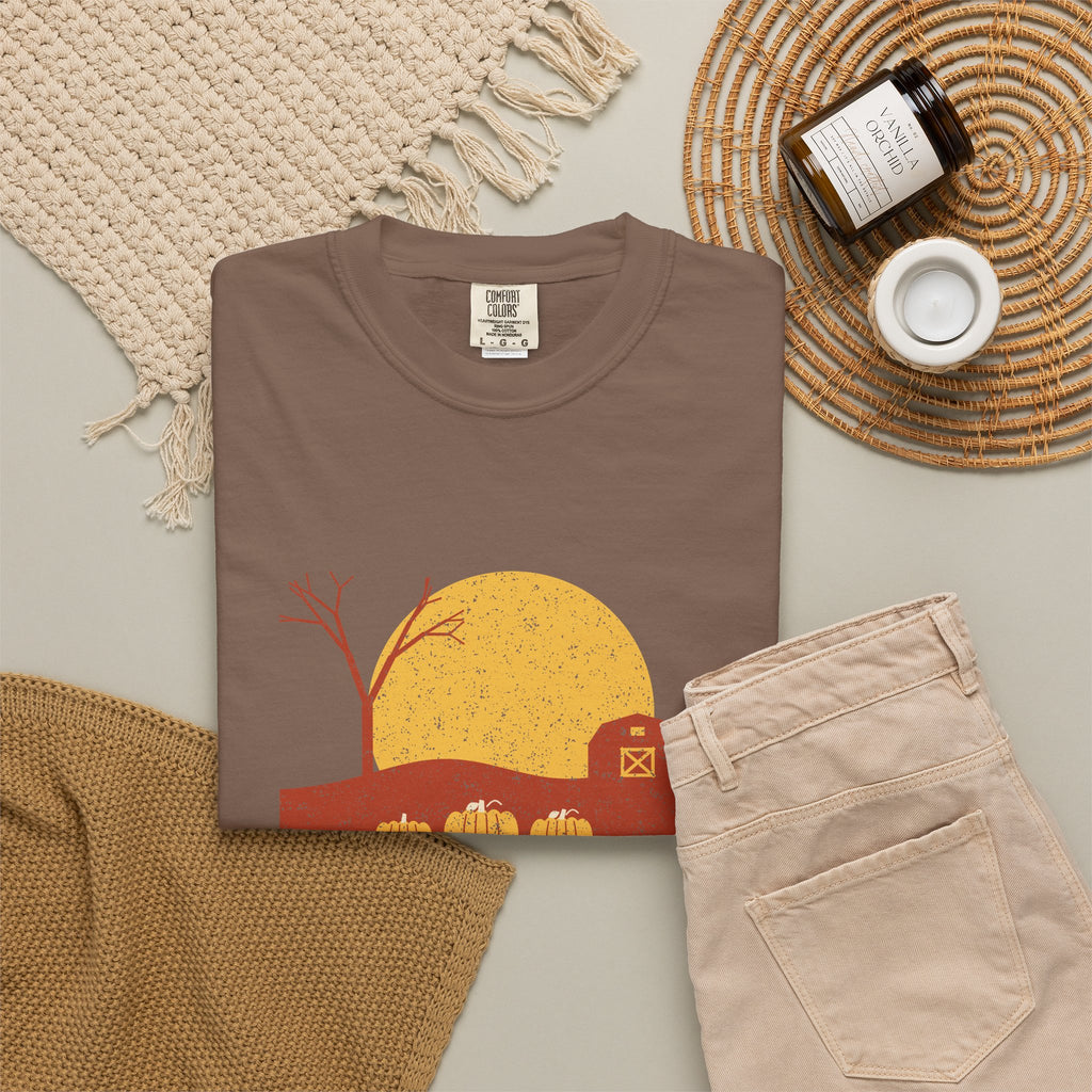 Harvest Moon Over Maine Barn T-Shirt