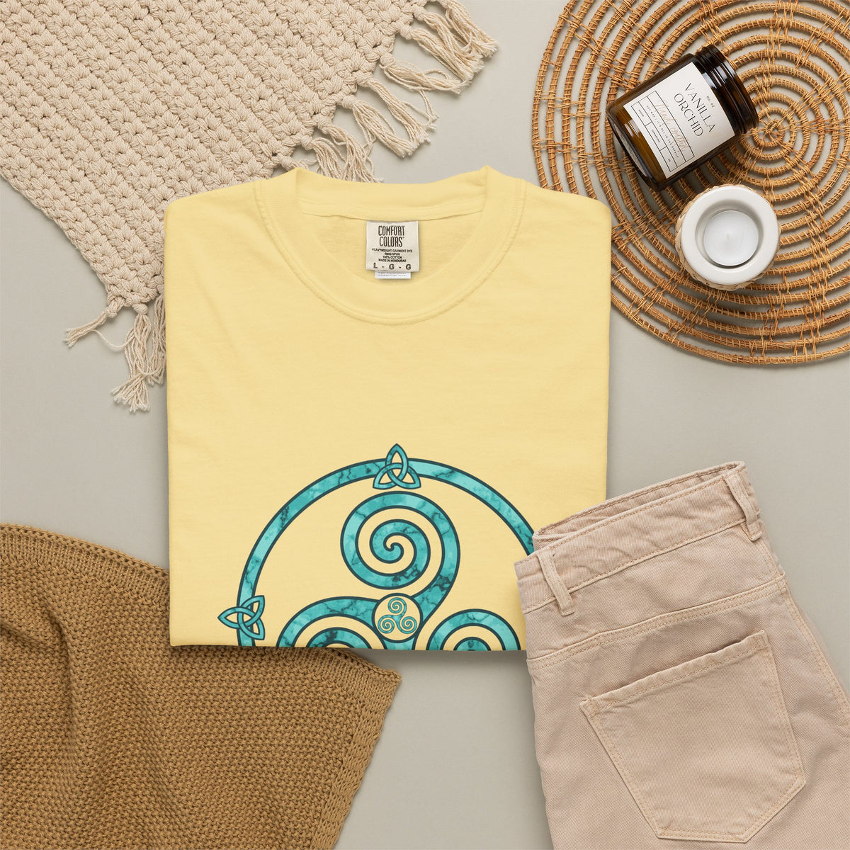 Celtic Triskele Spiral Trinity Knot Turquoise T-Shirt