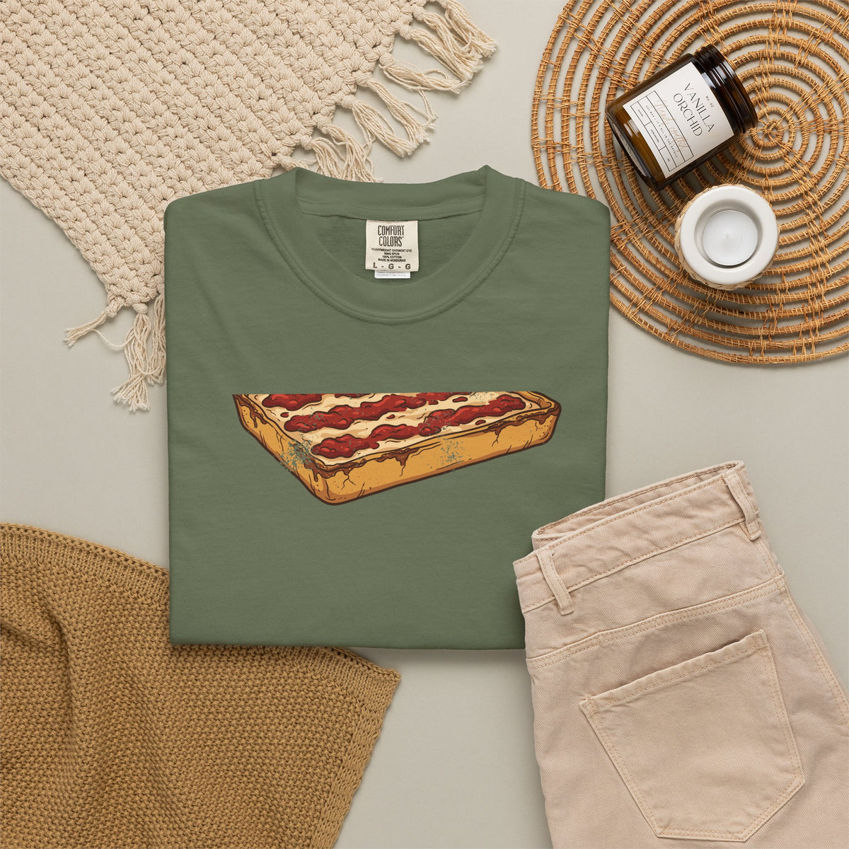 Detroit Style Pizza Retro Food Illustration T-Shirt