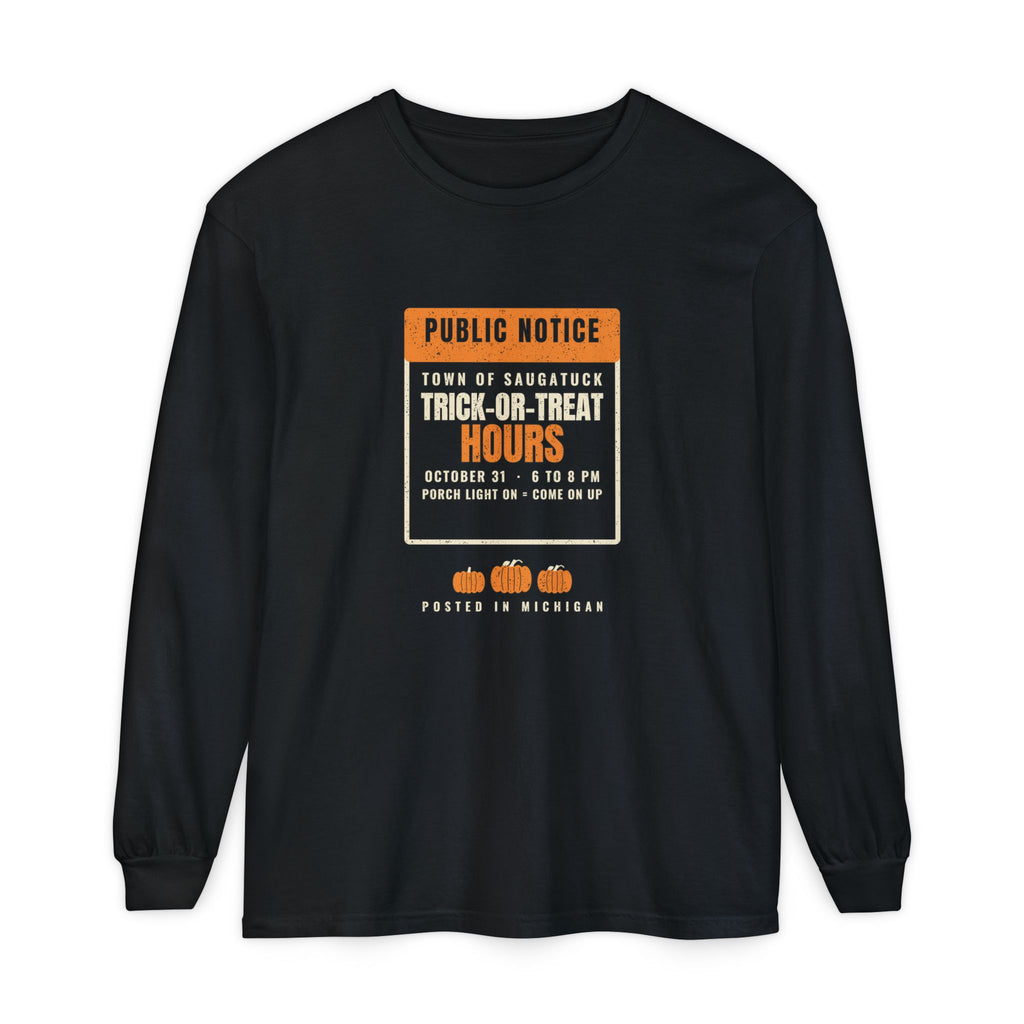 Saugatuck Michigan Trick-or-Treat Hours Notice Long Sleeve Tee