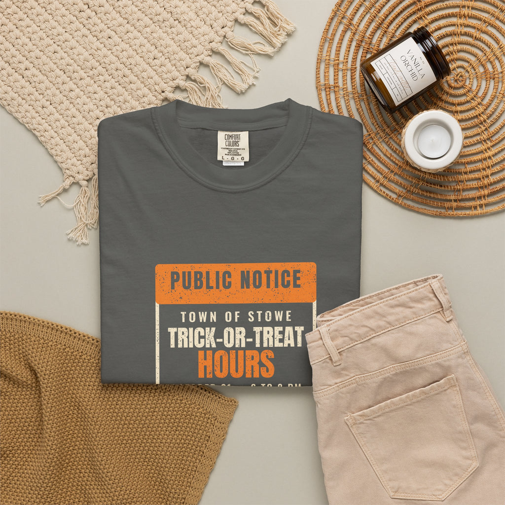 Stowe Vermont Trick-or-Treat Hours Notice T-Shirt