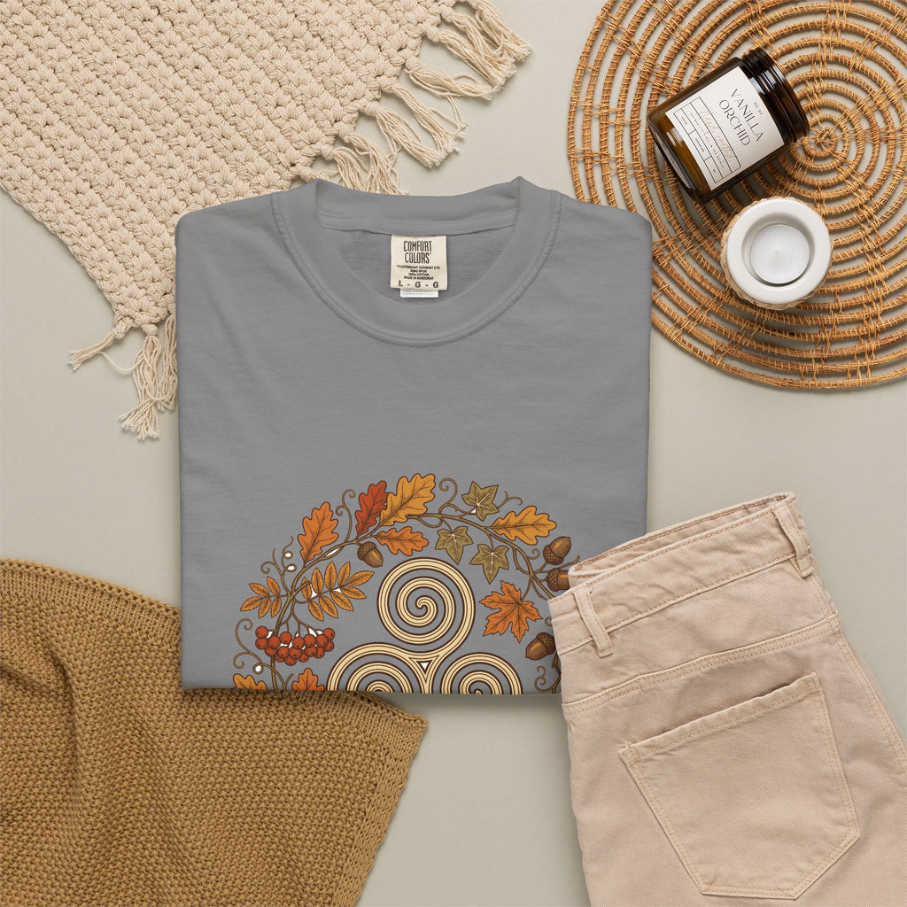 Celtic Autumn Spiral Leaf Wreath T-Shirt
