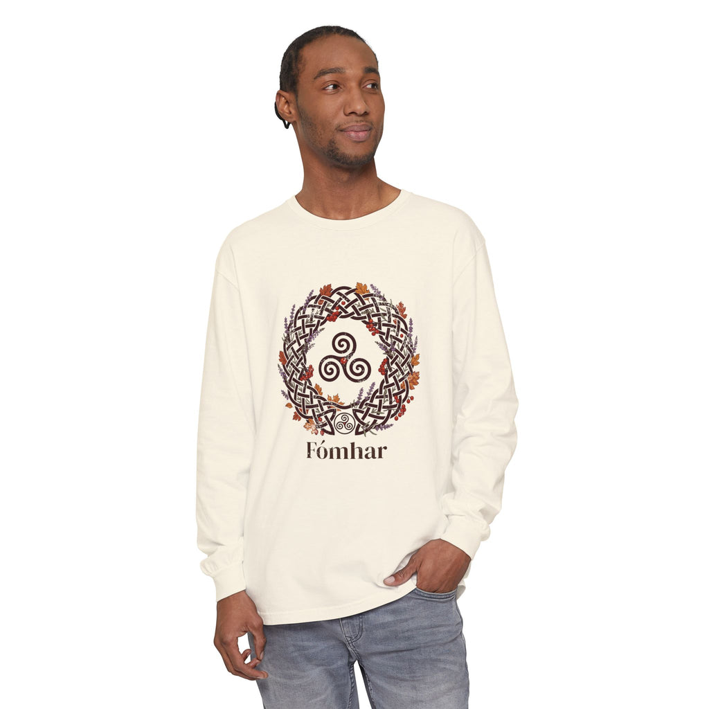 Fómhar Celtic Triskele Autumn Wreath Long Sleeve Tee