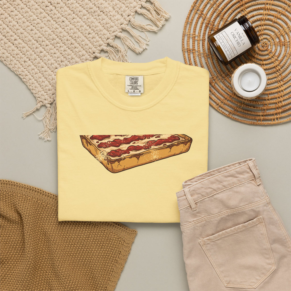 Detroit Style Pizza Retro Food Illustration T-Shirt
