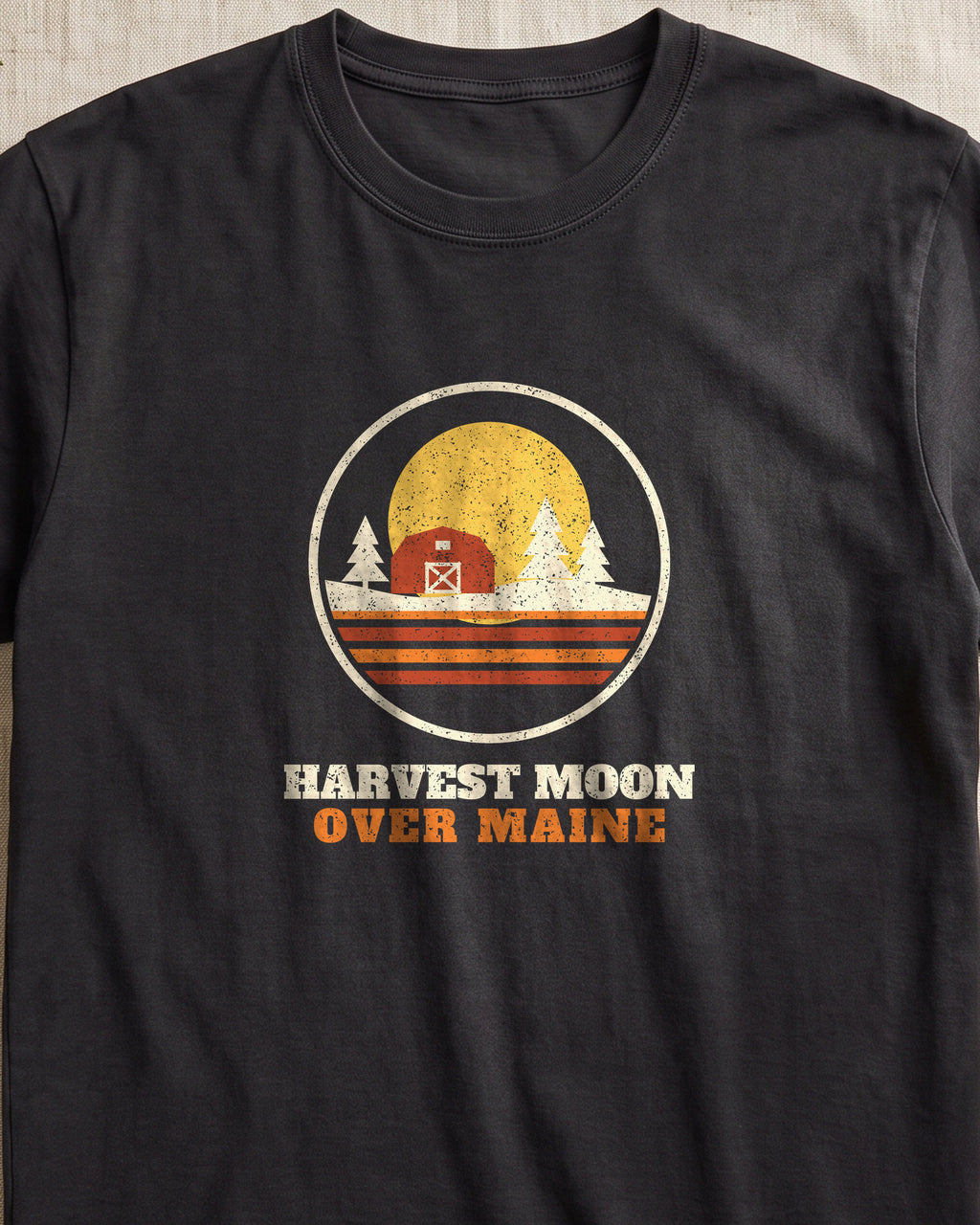 Harvest Moon Over Maine Retro Badge T-Shirt (close-up)