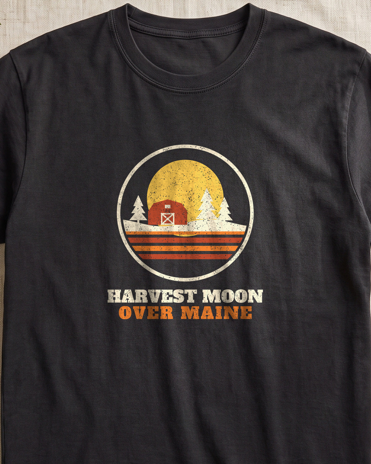 Harvest Moon Over Maine Retro Badge T-Shirt (close-up)