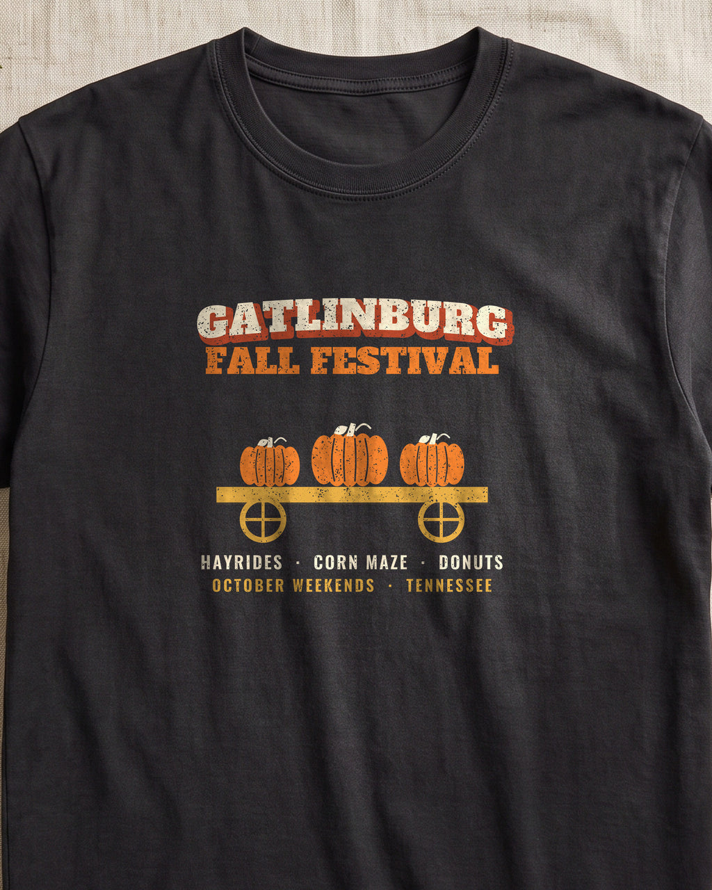 Gatlinburg Tennessee Fall Festival Hay Wagon T-Shirt (close-up)