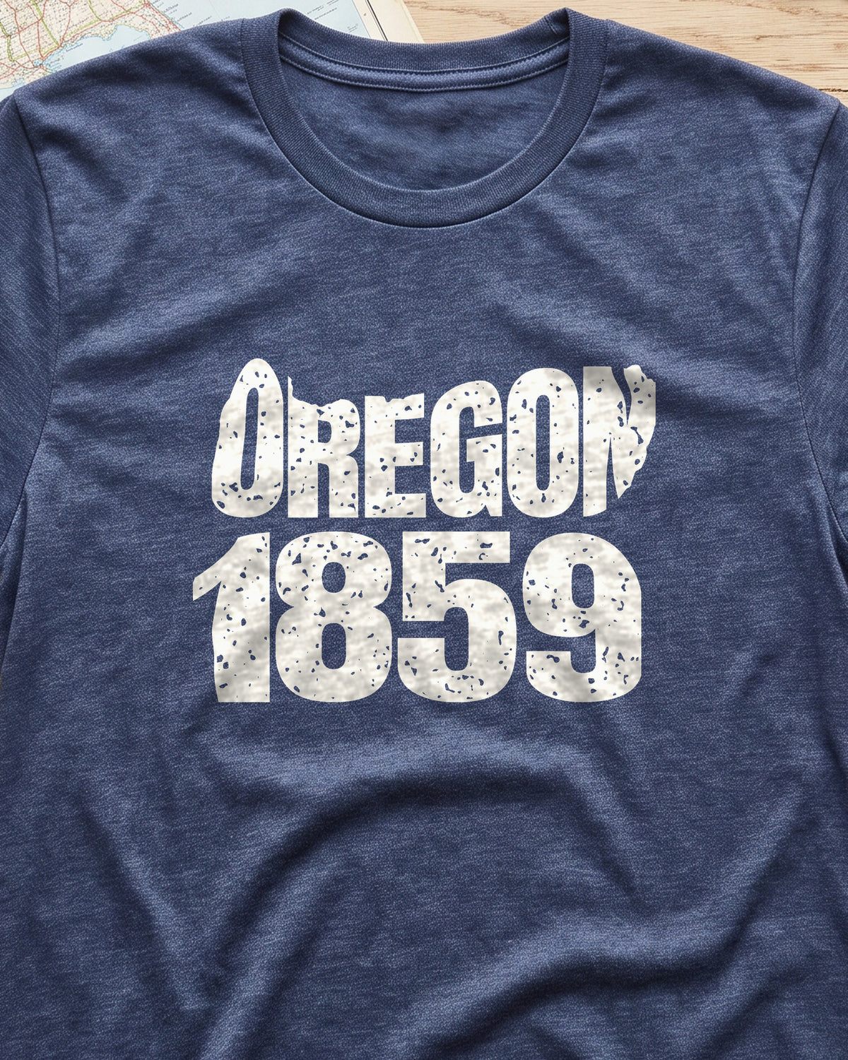 Oregon Vintage Letters Map T-Shirt (close-up)
