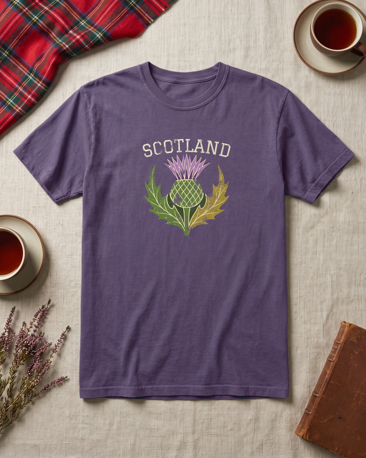 Scotland Thistle Vintage Emblem T-Shirt (photo)